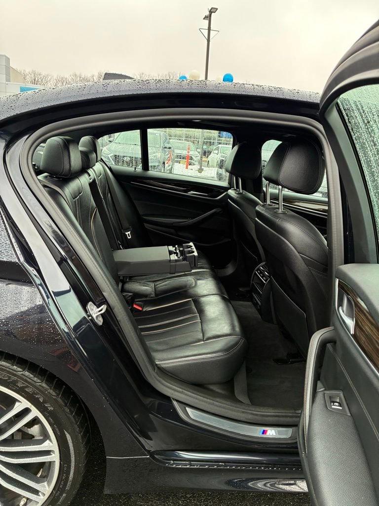 Used 2019 BMW 530i xDrive w/ M Sport Package image 20