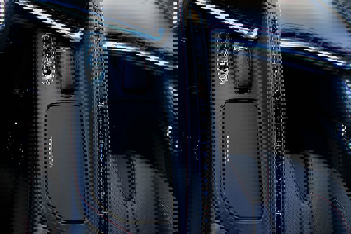 Used 2020 Chevrolet Corvette Stingray Premium Cpe w/ 3LT Preferred Equipment Group image 30