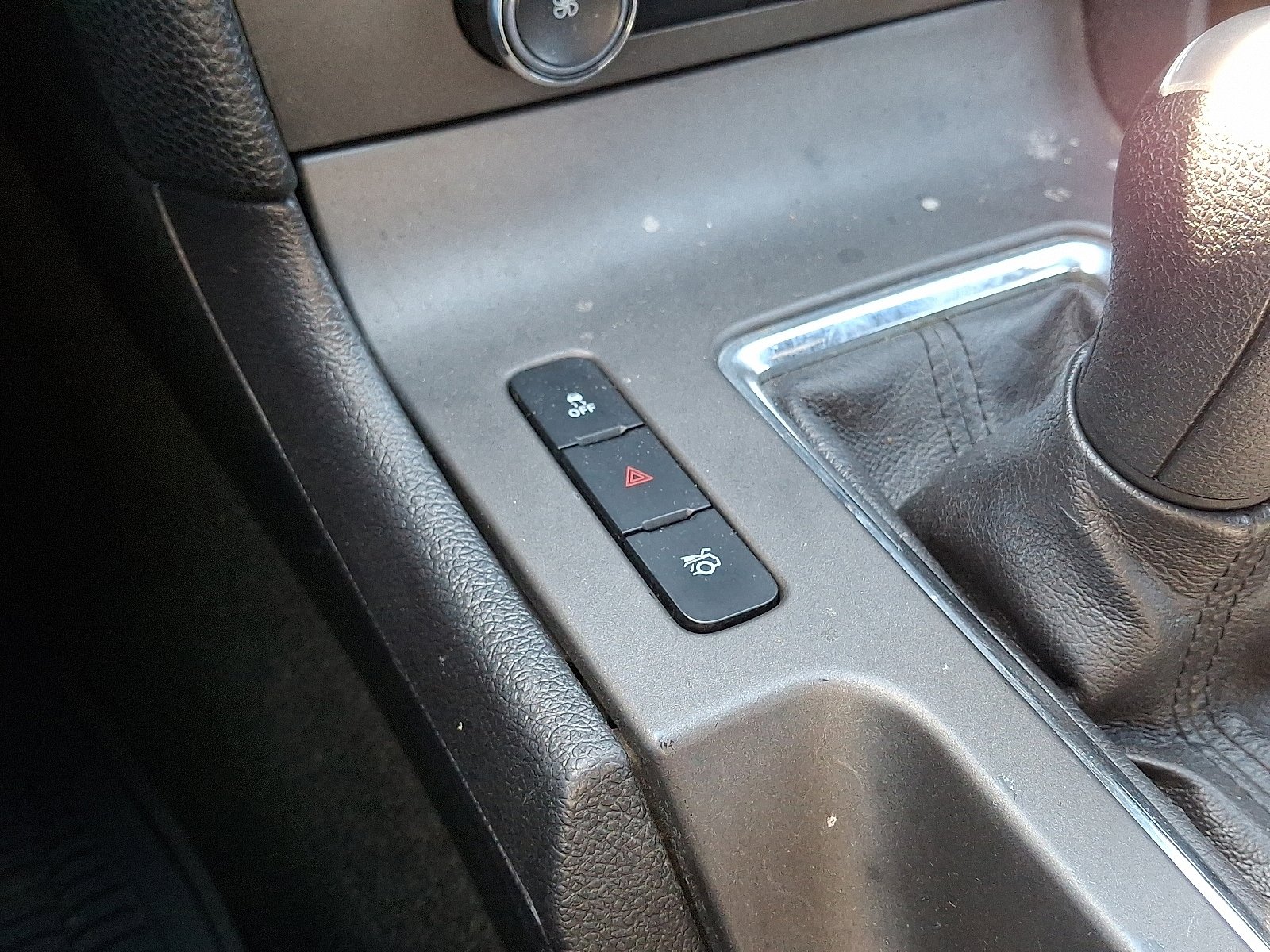 Used 2012 Ford Mustang Coupe RWD image 24