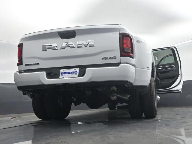 New 2026 RAM 3500 Big Horn AWD/4WD image 69