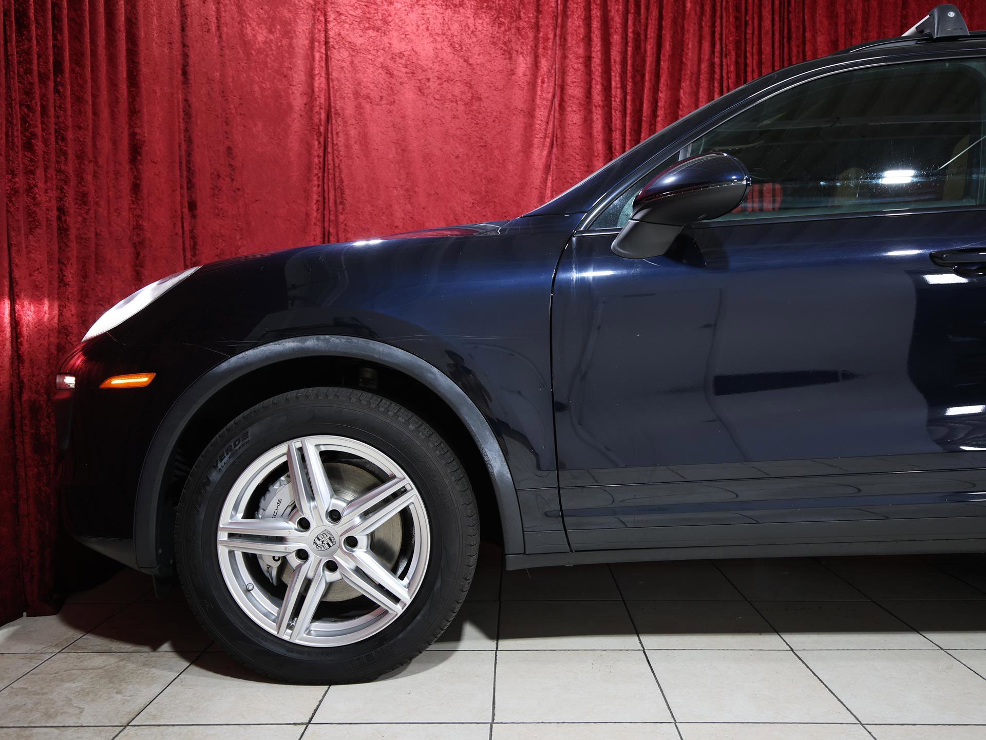 Used 2017 Porsche Cayenne S w/ Premium Plus Package image 5