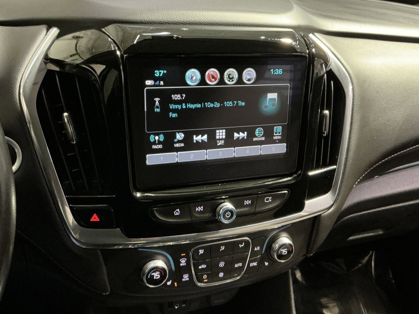 Used 2019 Chevrolet Traverse LT image 26