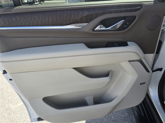 Used 2022 GMC Yukon XL Denali image 14