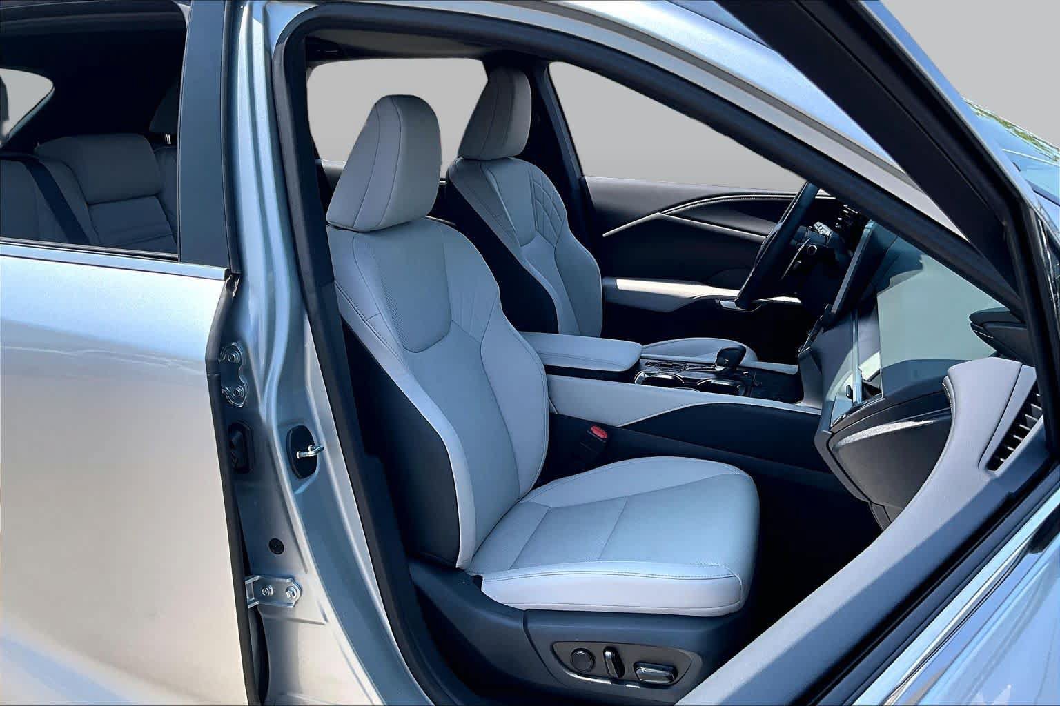Certified 2026 Lexus RX 350 Premium w/ Convenience Package FWD image 8