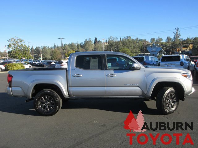 Certified 2021 Toyota Tacoma SR5 image 3