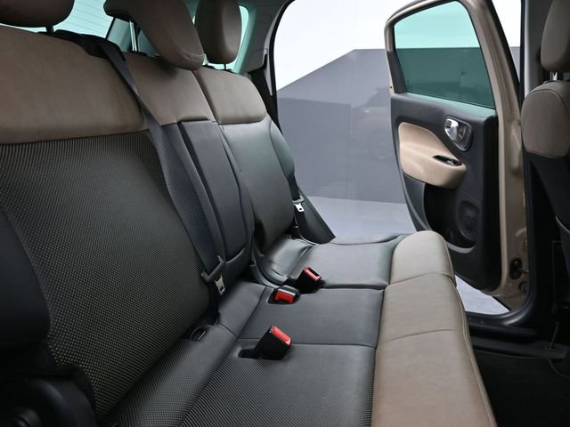 Used 2014 FIAT 500L Lounge image 23