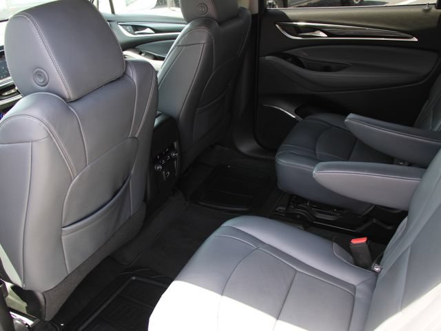Used 2020 Buick Enclave Essence FWD image 26