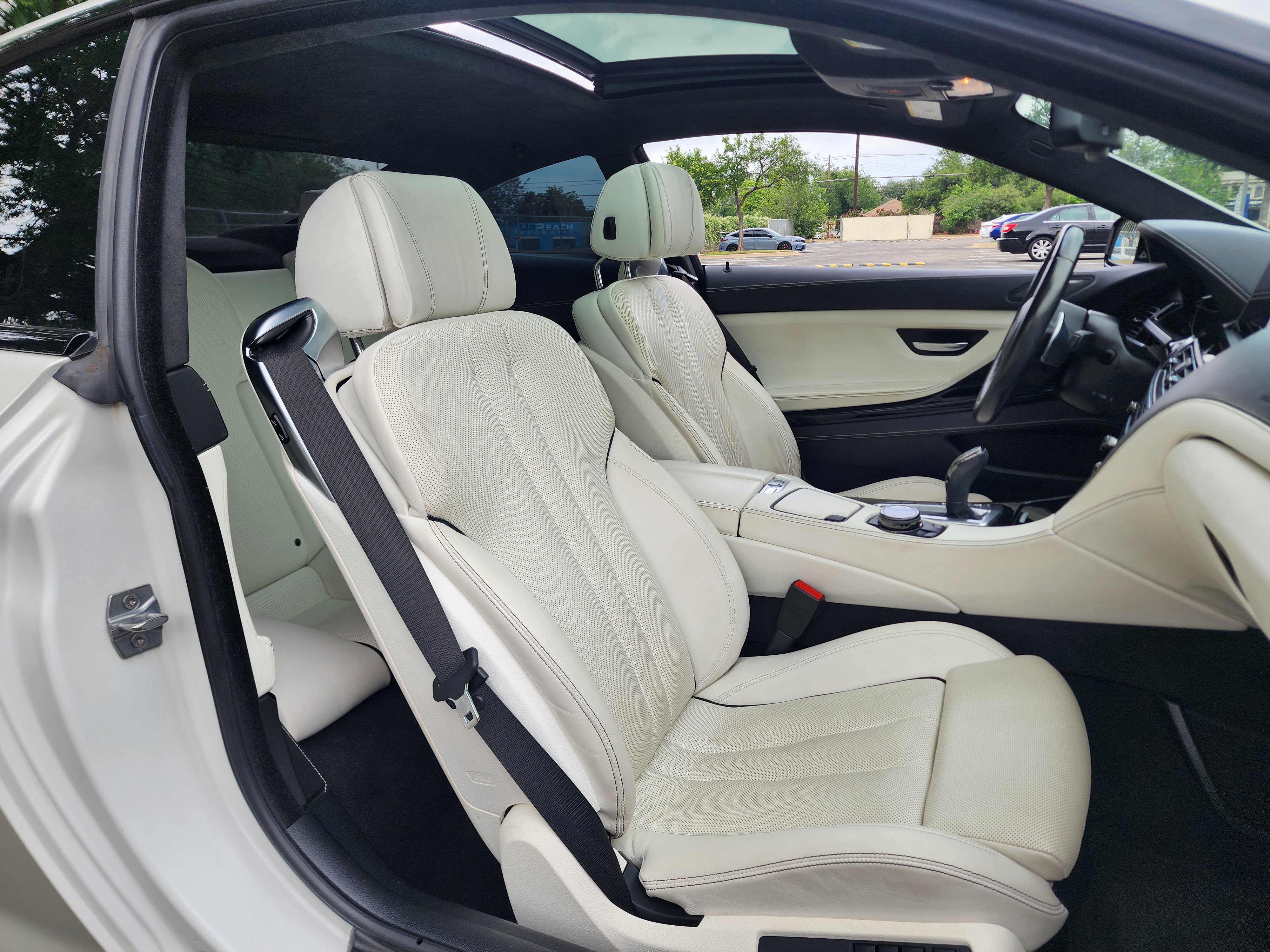 Used 2016 BMW 640i Coupe RWD image 16