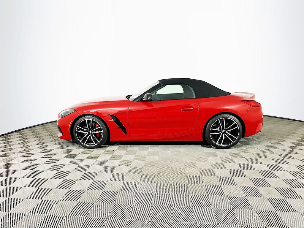 Used 2025 BMW Z4 M40i w/ Premium Package RWD image 5