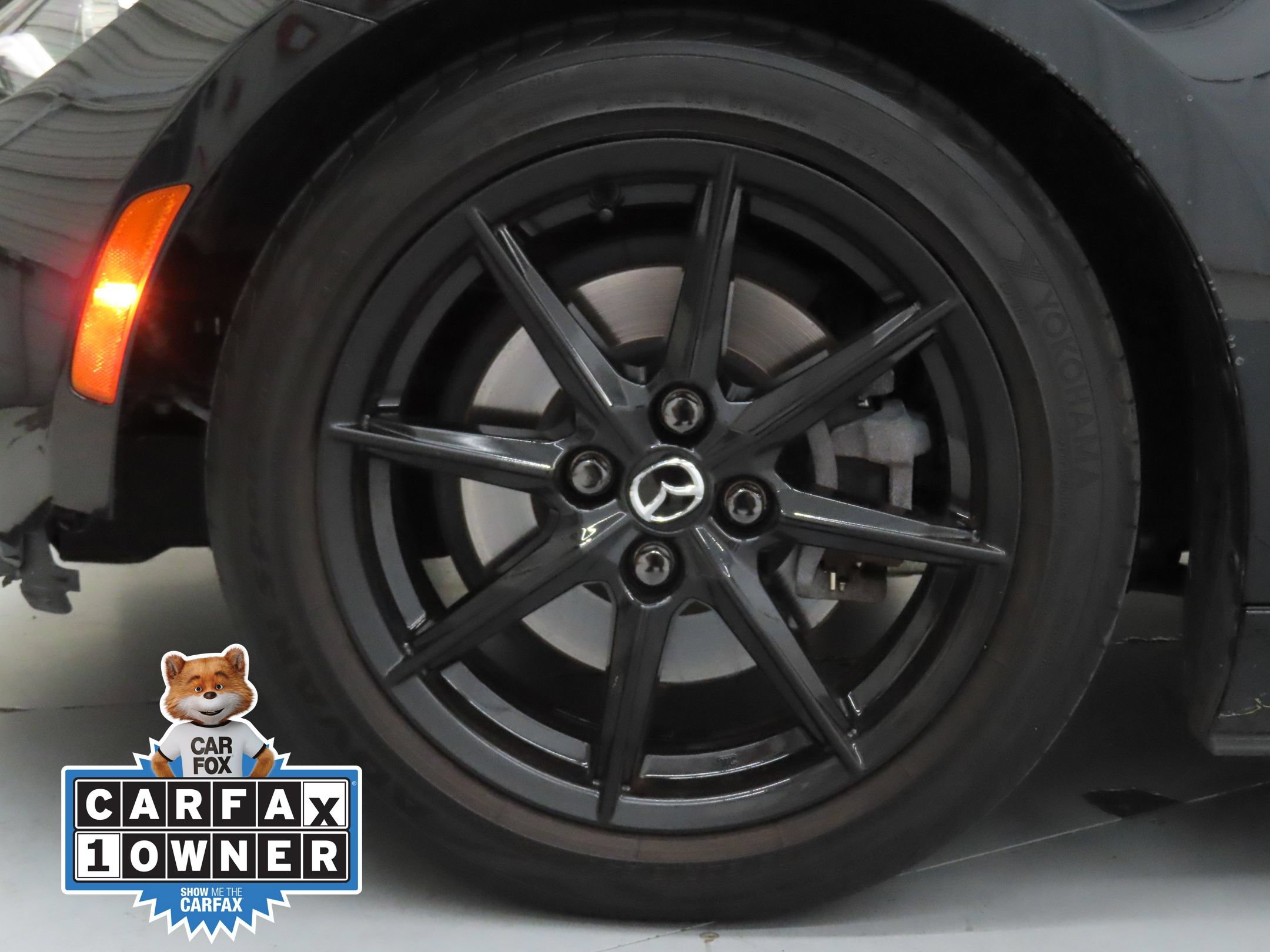 Used 2024 MAZDA MX-5 Miata Sport RWD image 23
