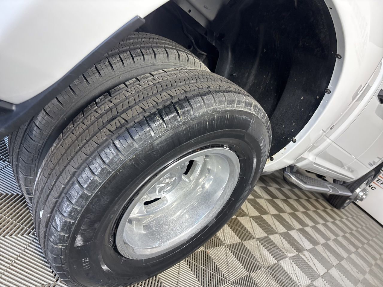 Used 2022 RAM 3500 Tradesman image 27