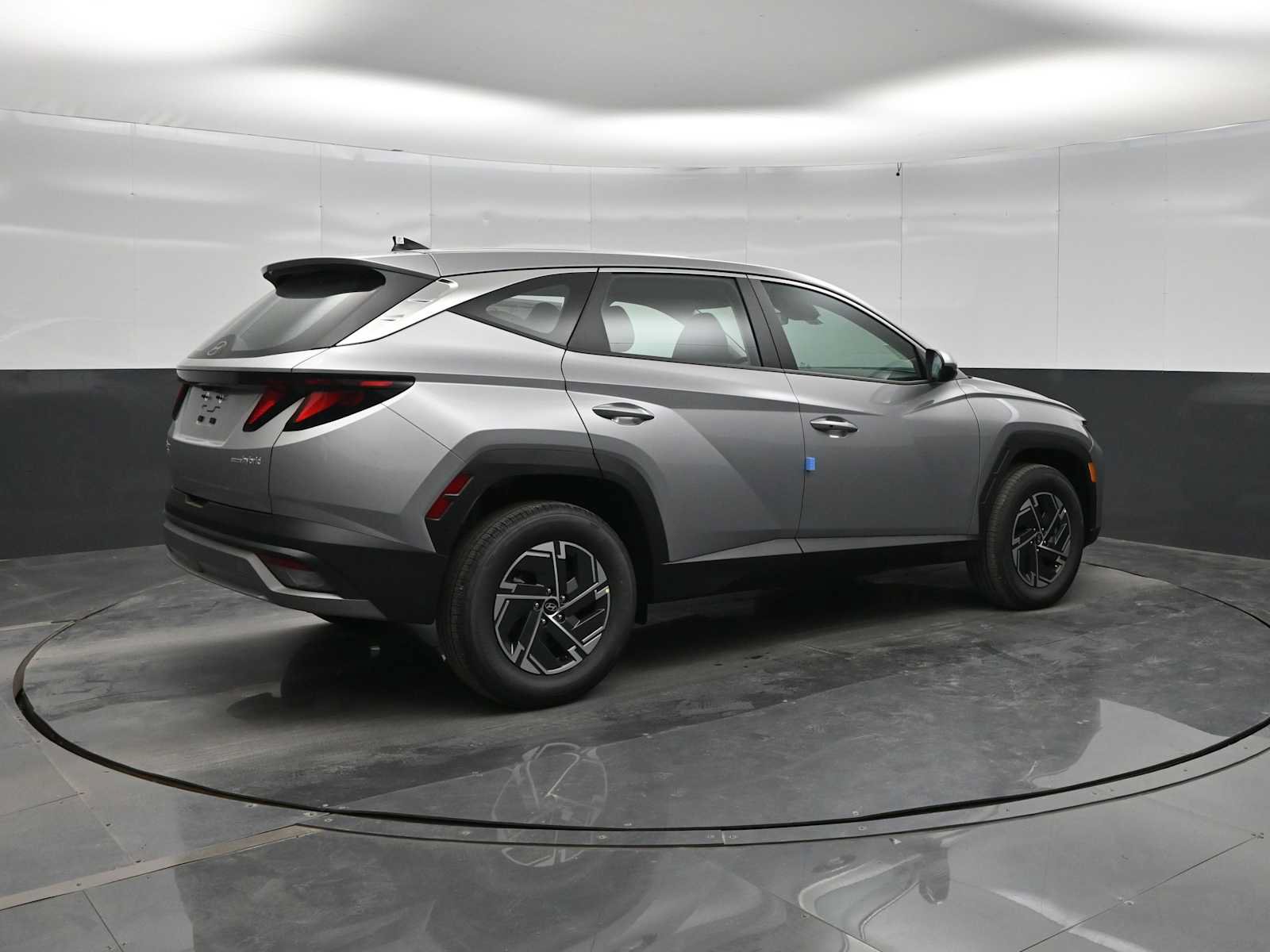 New 2026 Hyundai Tucson Blue SE AWD/4WD image 8