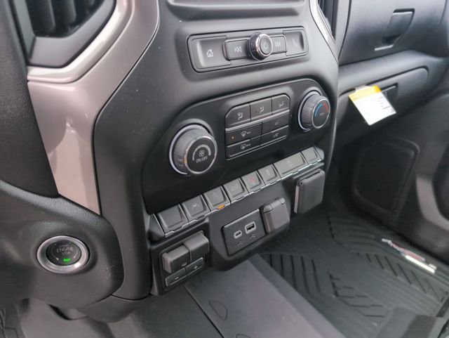 New 2026 Chevrolet Silverado 1500 Custom Trail Boss w/ LPO, Dark Essentials Package AWD/4WD image 21