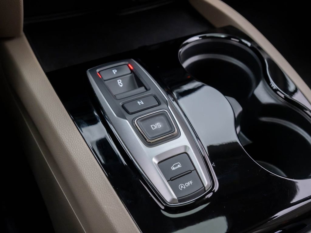 Used 2016 Honda Pilot Touring image 31