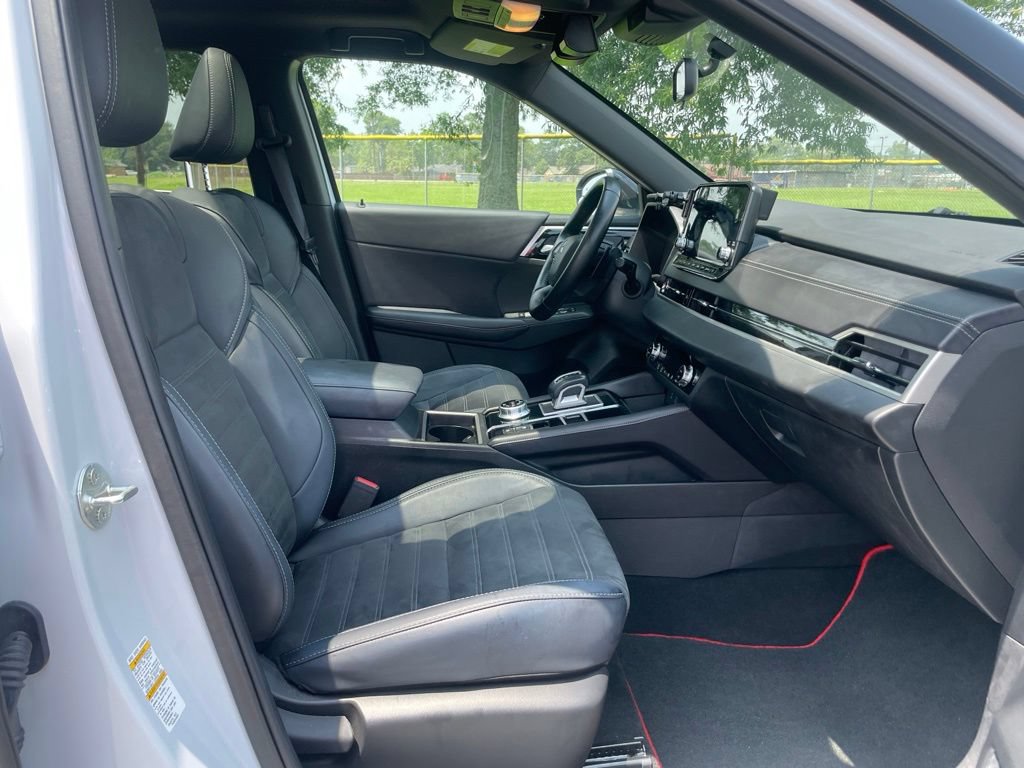 Used 2024 Mitsubishi Outlander Ralliart AWD/4WD image 17