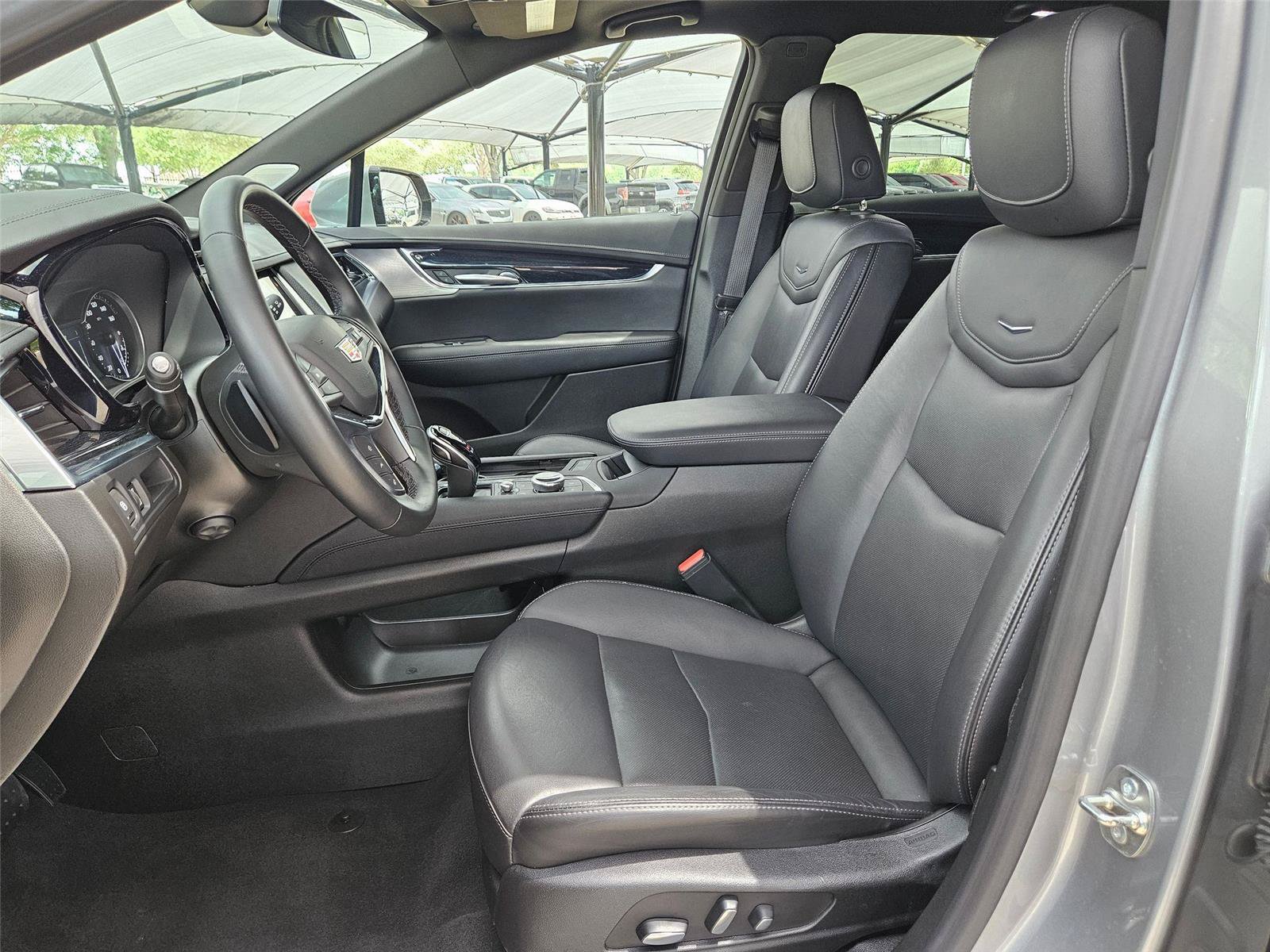 Certified 2025 Cadillac XT5 Premium Luxury AWD/4WD image 25