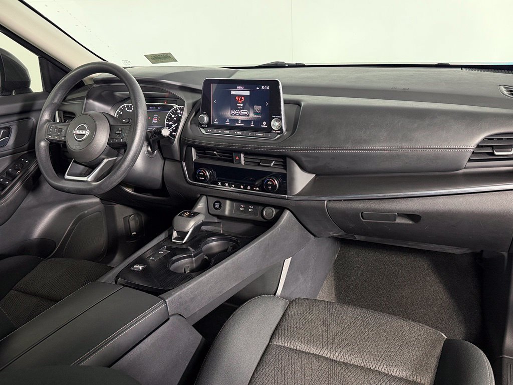 Used 2024 Nissan Rogue SV FWD image 14