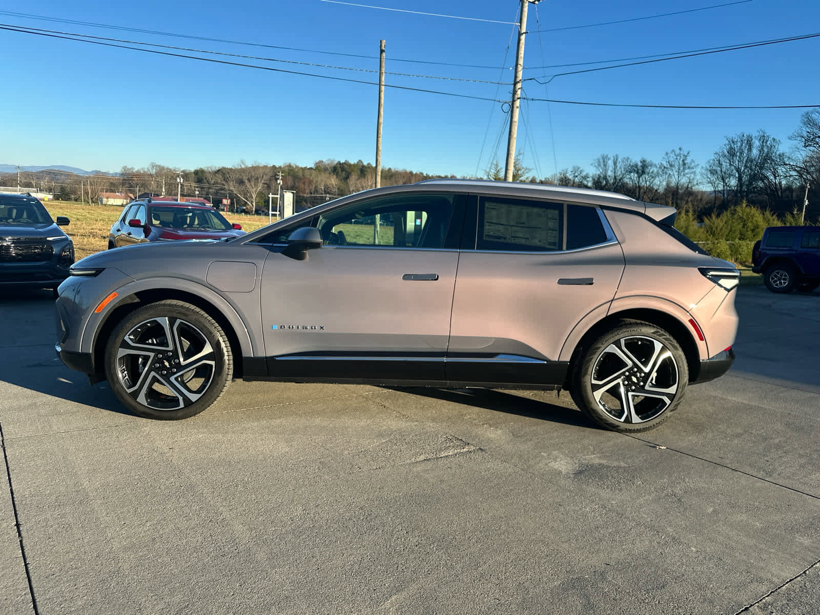 New 2026 Chevrolet Equinox EV LT w/ Convenience Package II image 8