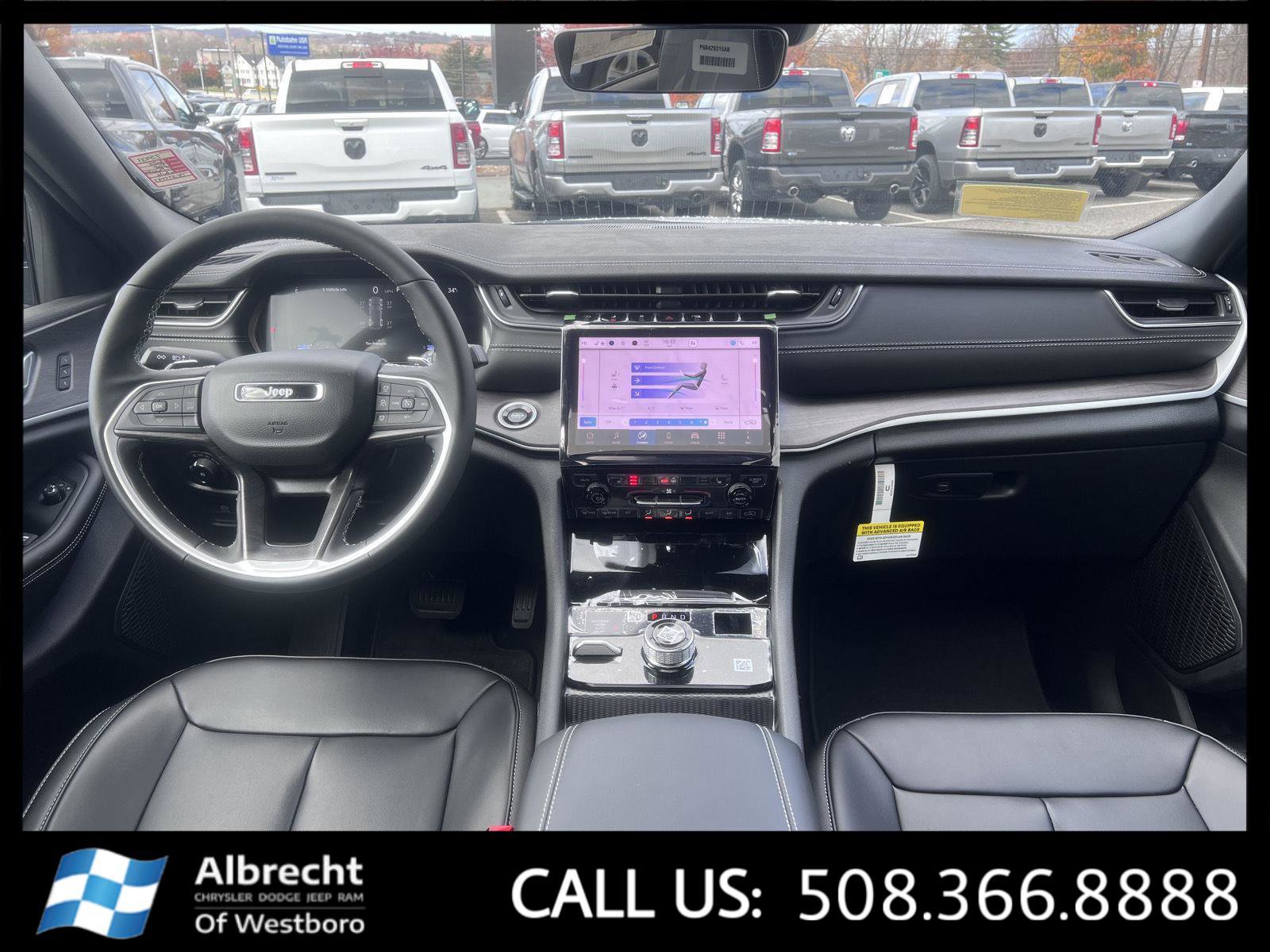 New 2025 Jeep Grand Cherokee Limited image 18