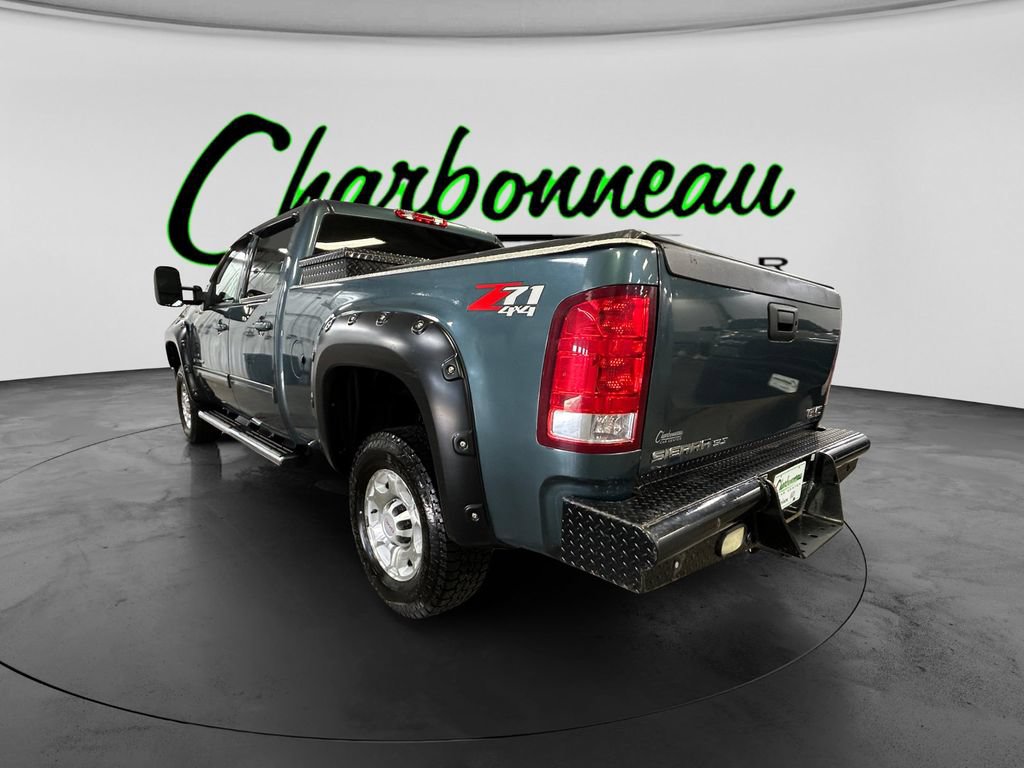 Used 2009 GMC Sierra 2500 SLT w/ SLT Convenience Package AWD/4WD image 3