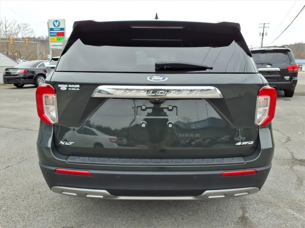 Used 2023 Ford Explorer XLT w/ Equipment Group 202A AWD/4WD image 5