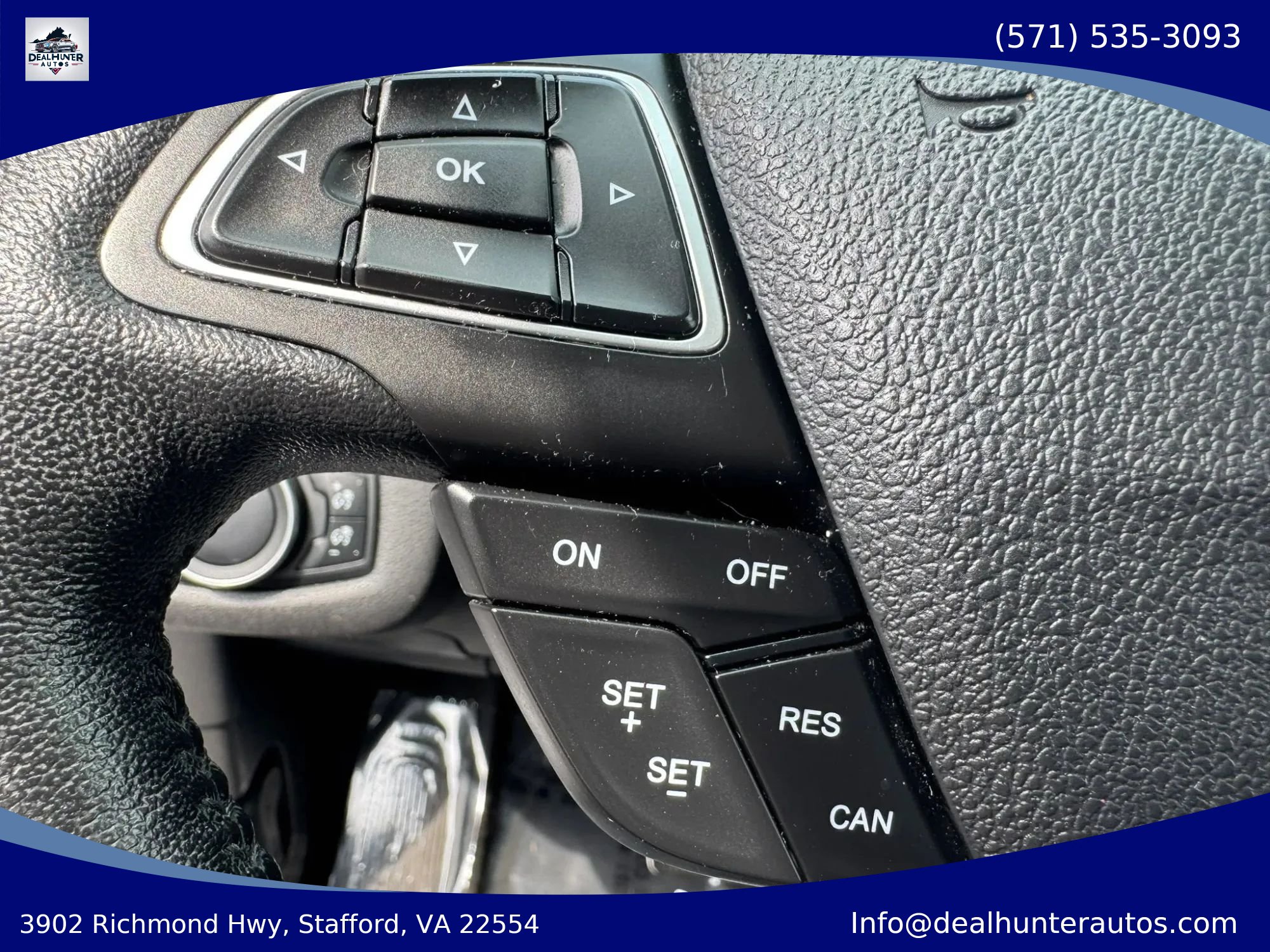 Used 2017 Ford Escape Titanium AWD/4WD image 30
