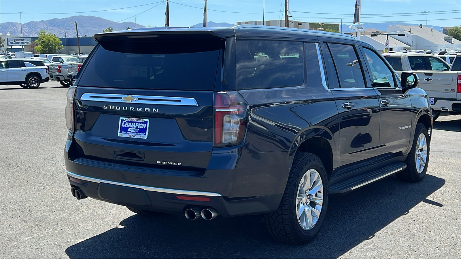 Certified 2023 Chevrolet Suburban Premier AWD/4WD image 5