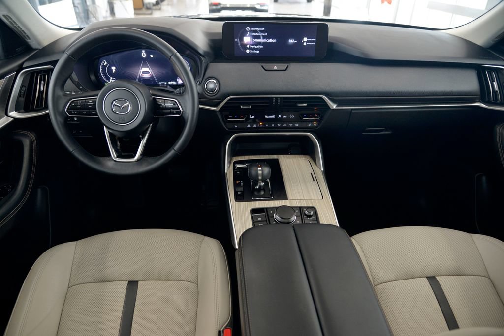 Certified 2024 MAZDA CX-90 Plug-In Hybrid w/ Premium Pkg AWD/4WD image 17