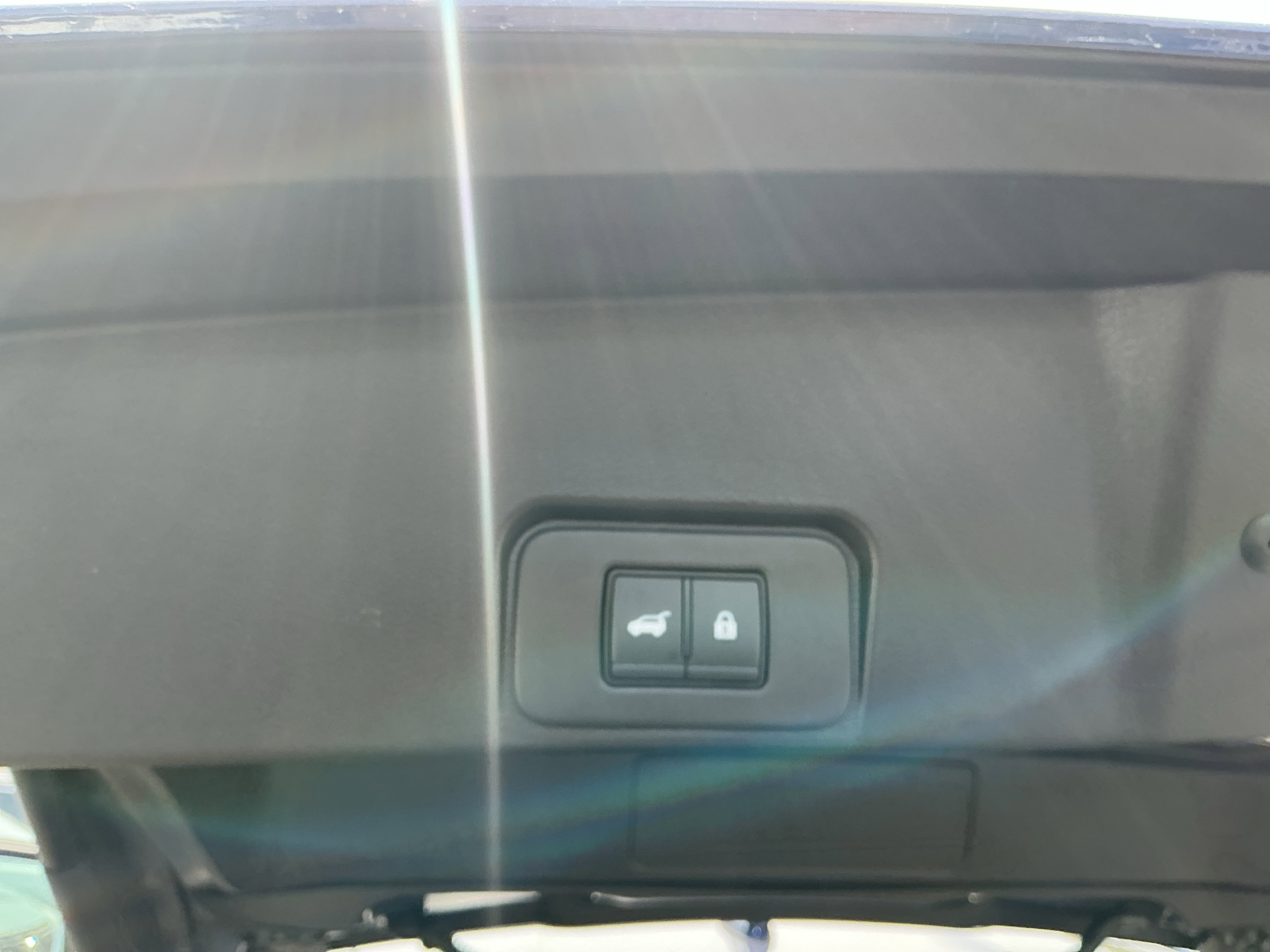 Certified 2026 Nissan Rogue SV FWD image 25