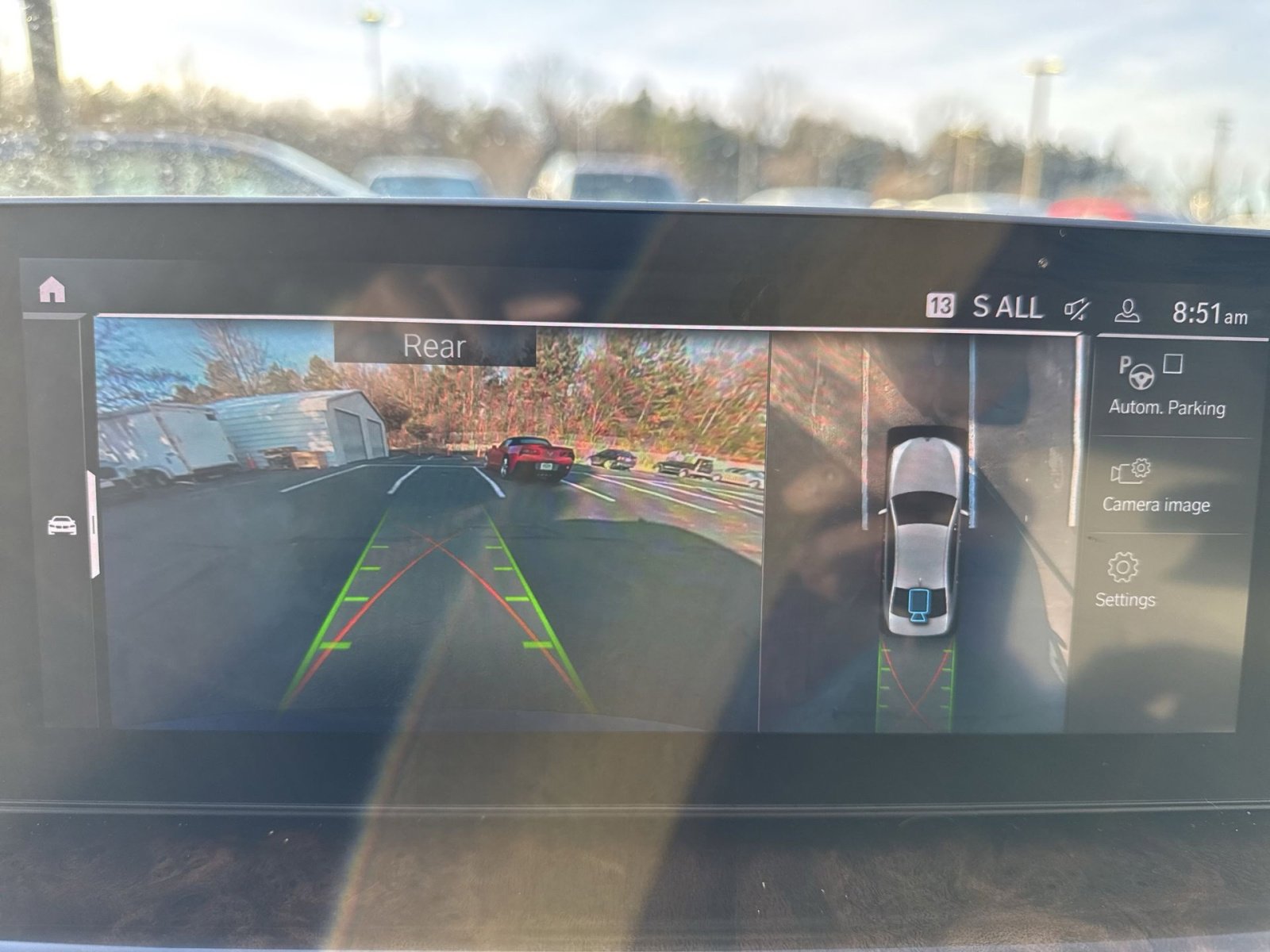 Used 2020 BMW 530e xDrive w/ Premium Package image 14