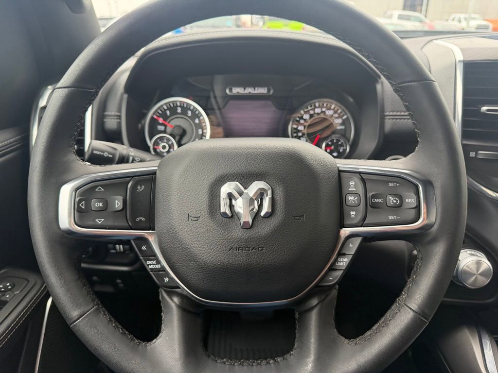 Used 2025 RAM 1500 Laramie w/ Sport Appearance Package AWD/4WD image 13