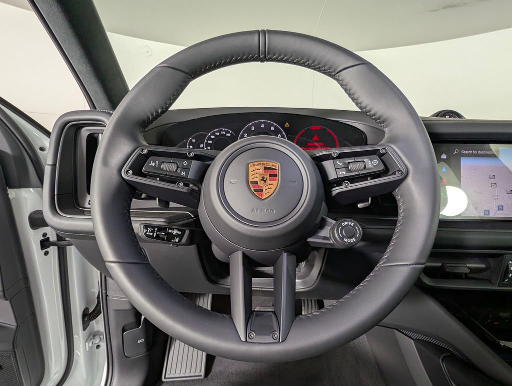 New 2026 Porsche Cayenne GTS image 38