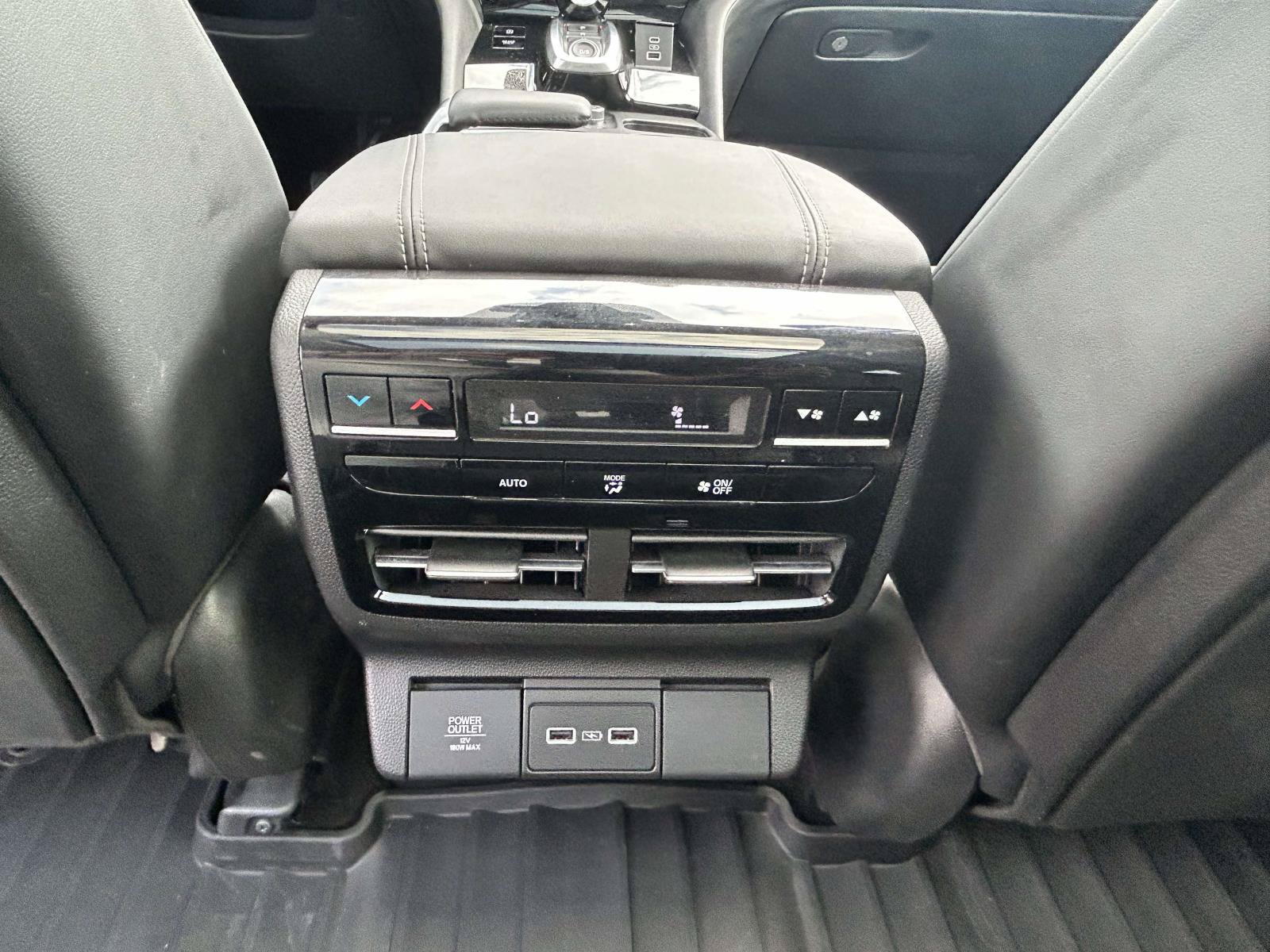 Used 2024 Acura MDX w/ Technology Package AWD/4WD image 10
