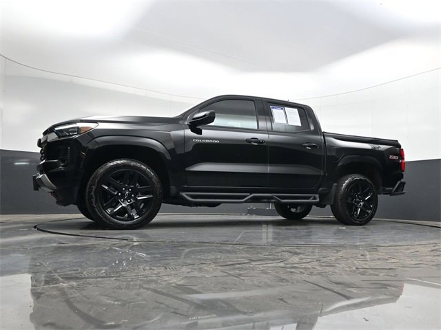 Used 2024 Chevrolet Colorado Z71 w/ Z71 Convenience Package 2 image 30