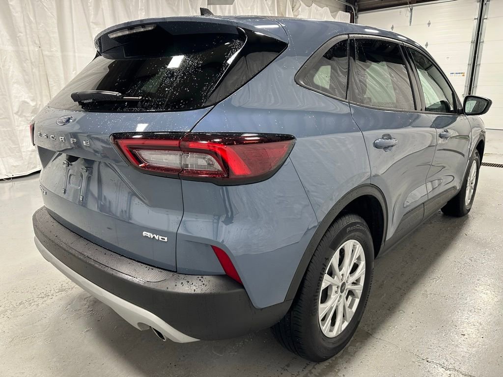 Used 2025 Ford Escape Active image 7