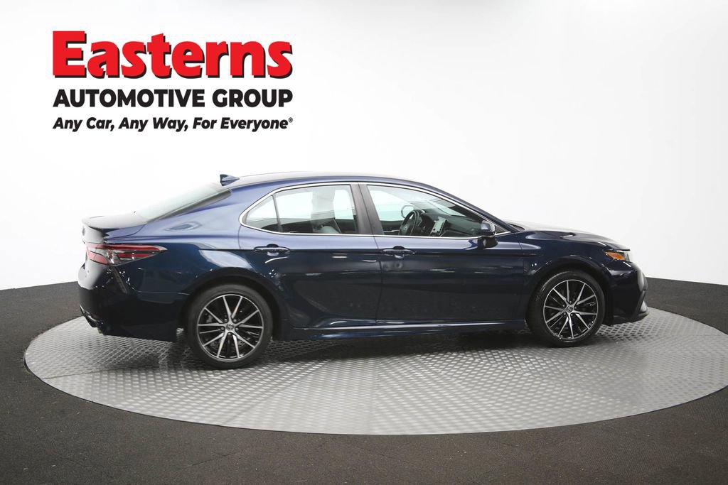 Used 2021 Toyota Camry SE image 43