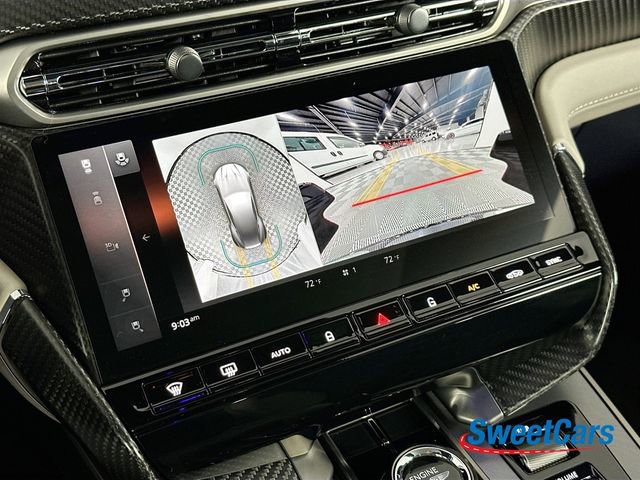 Used 2025 Aston Martin Vanquish RWD image 23