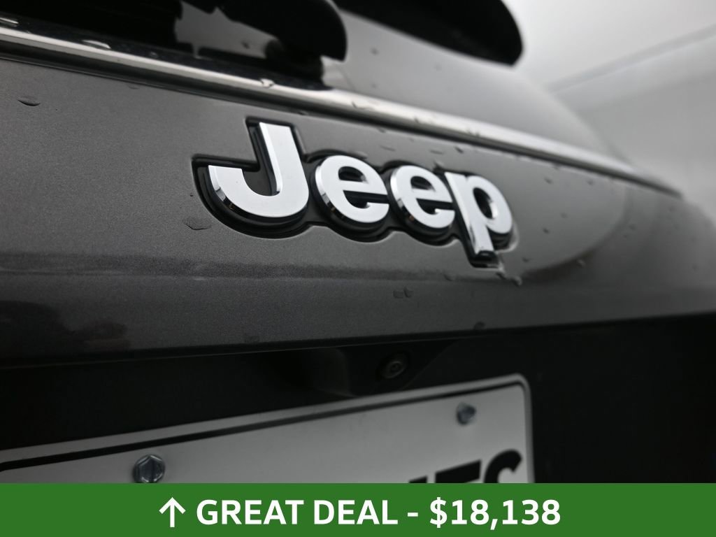 Used 2024 Jeep Compass Latitude image 25