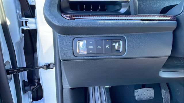 New 2026 Chevrolet Traverse Z71 w/ Enhanced Driving Package AWD/4WD image 27