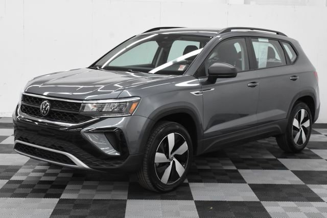 Used 2024 Volkswagen Taos S image 3