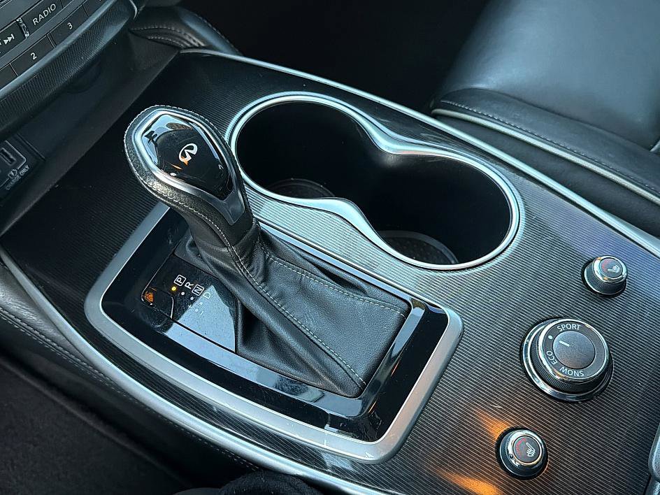 Certified 2019 INFINITI QX60 Luxe w/ Essential Package image 24