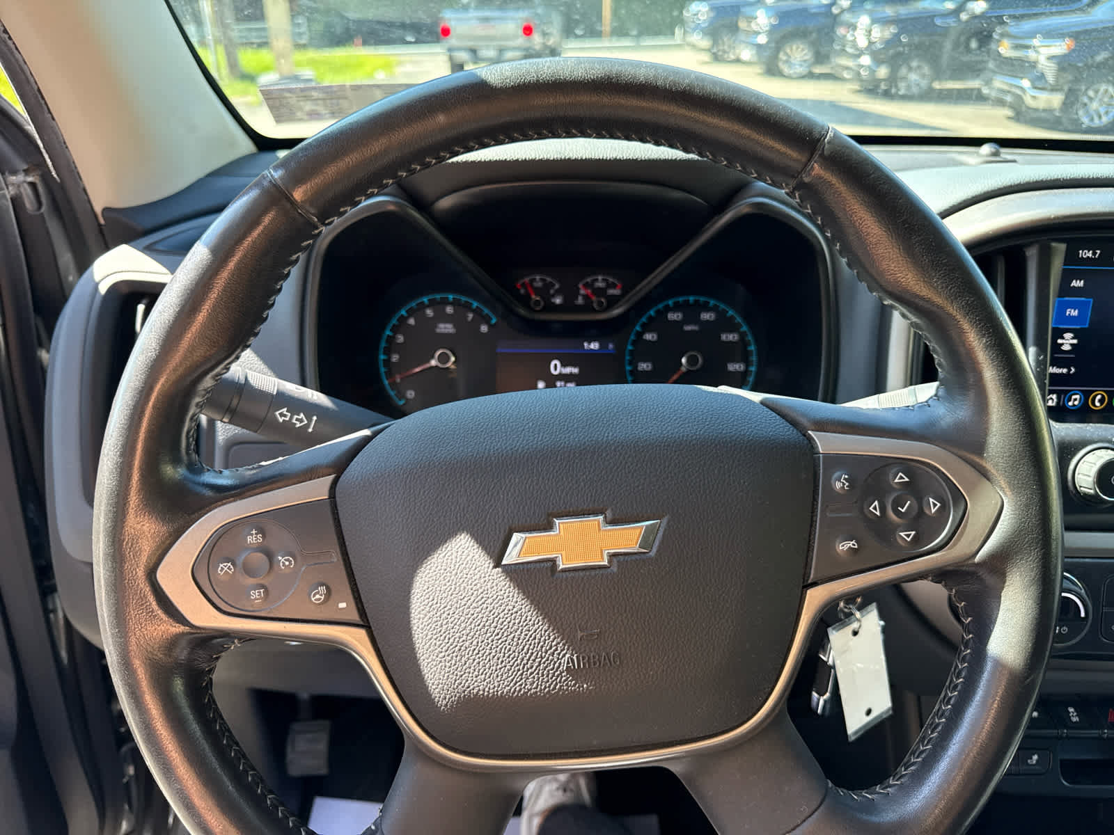 Used 2022 Chevrolet Colorado Z71 w/ LPO, Bed Guard Package image 14