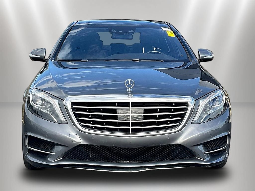 Used 2017 Mercedes-Benz S 550 4MATIC Sedan image 2