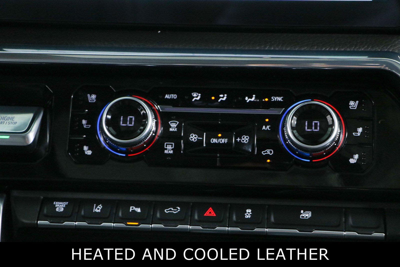 Used 2025 GMC Sierra 3500 Denali AWD/4WD image 21