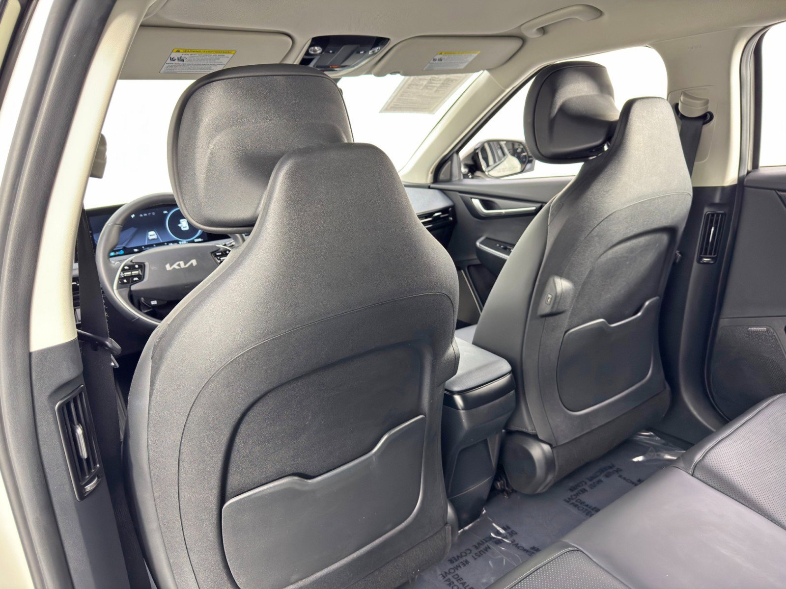 Used 2023 Kia EV6 Wind image 35