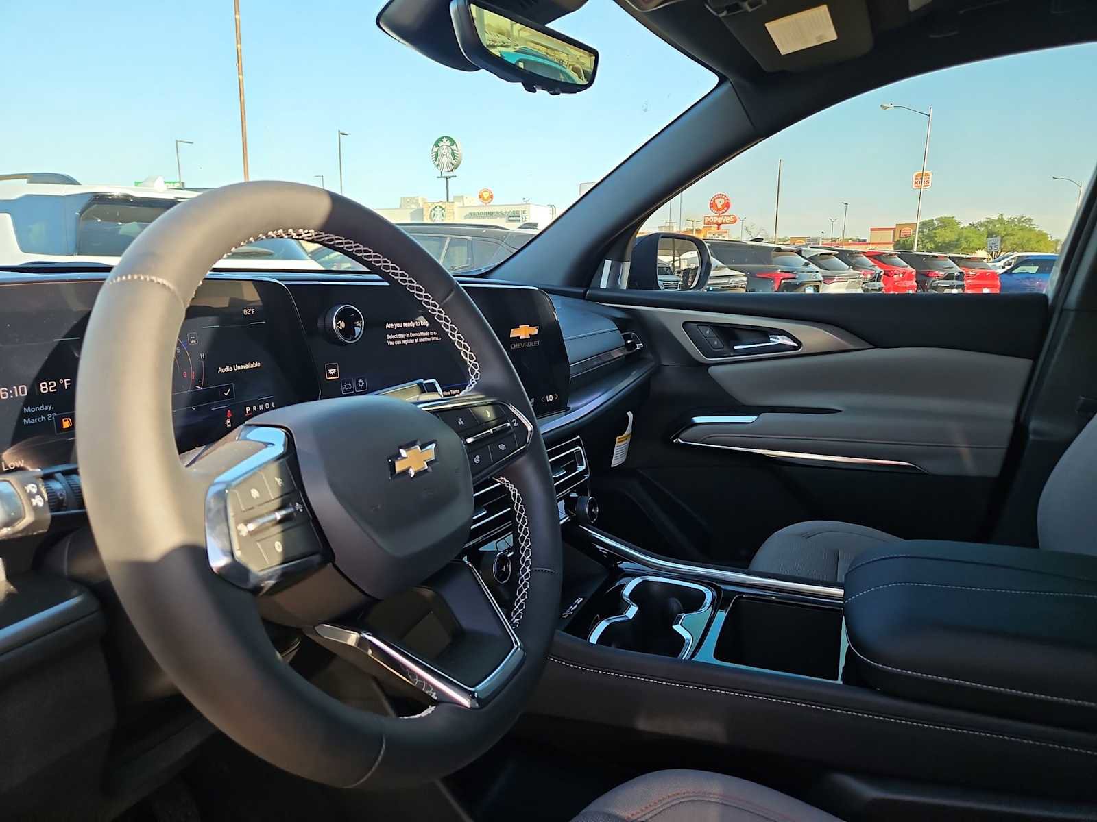 New 2026 Chevrolet Traverse LT w/ Driver Confidence Package image 10