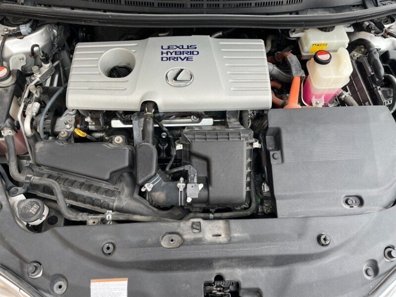 Used 2016 Lexus CT 200h FWD image 4