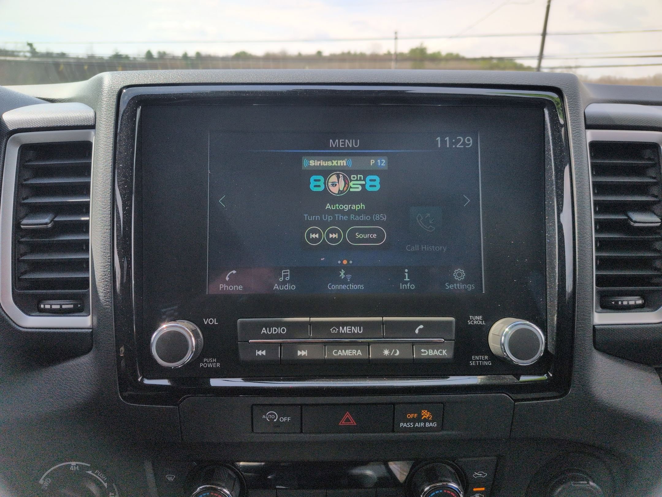 Used 2024 Nissan Frontier SV w/ SV Convenience Package image 10