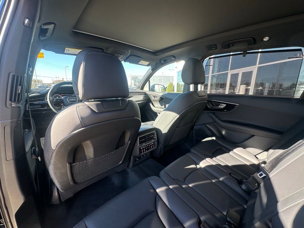 Certified 2025 Audi Q7 3.0T Premium Plus w/ Premium Plus Package image 21