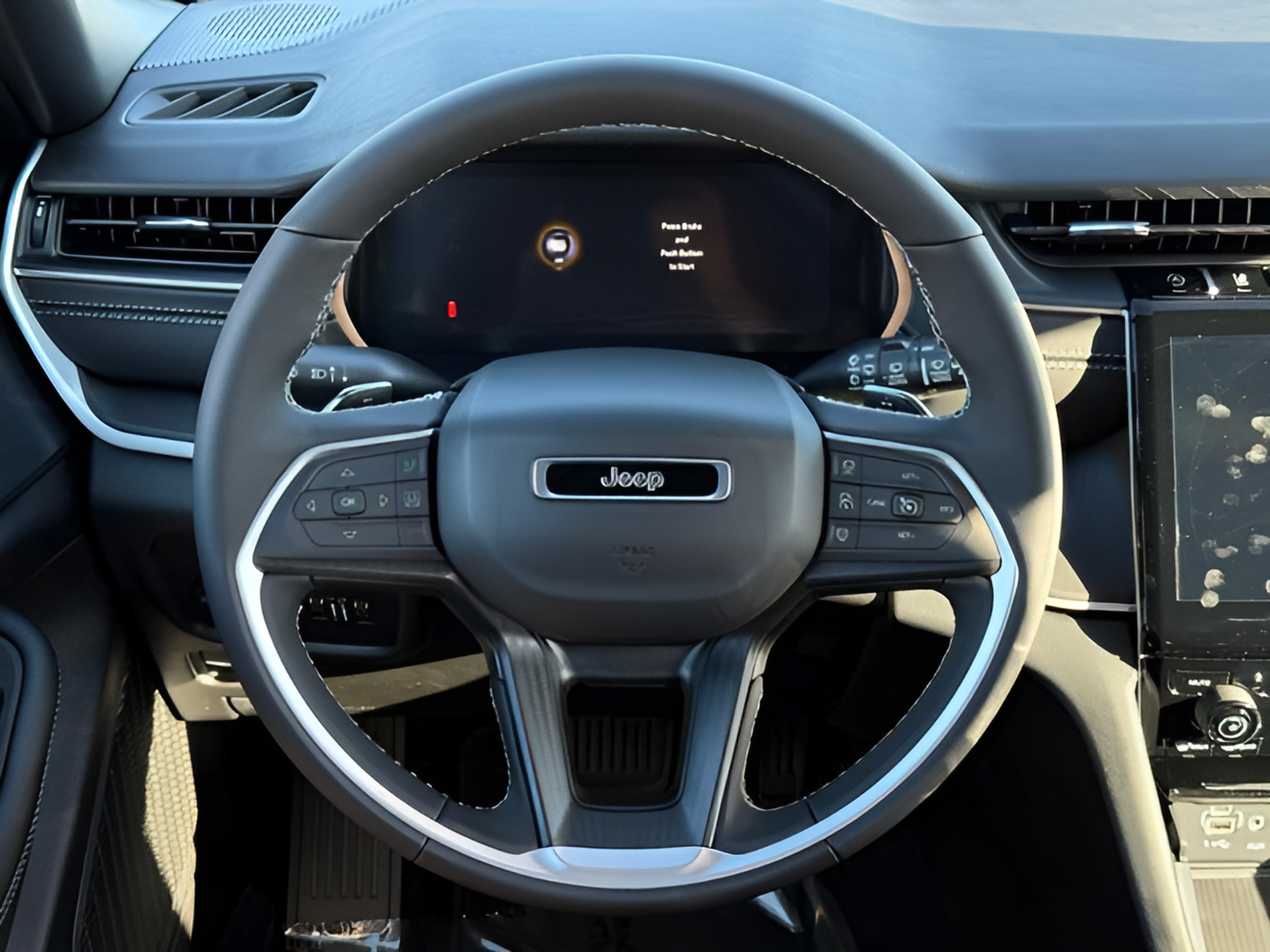 New 2027 Jeep Grand Cherokee Laredo X AWD/4WD image 14